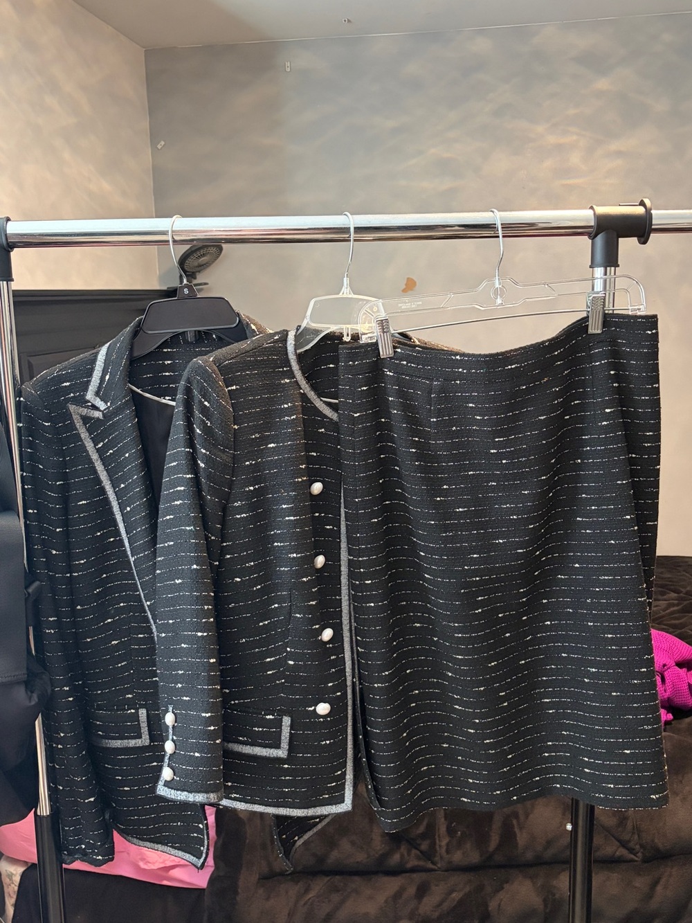Nicole Miller for Mary KayChic Black Tweed 2 Jacket & Skirt Set w/ Contrast Trim